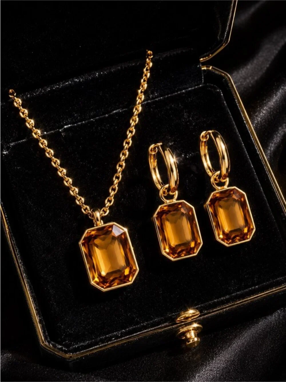 Gold-Tone Necklace and Earrings with Amber Stones